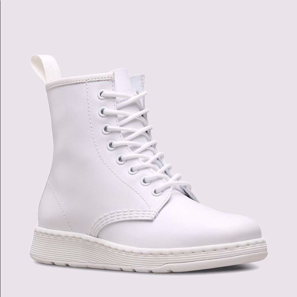 Dr. Martens
Mens Newton Mono White 8 Eye Boot